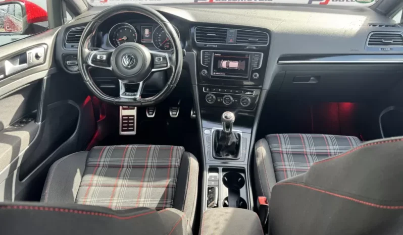 
								VW Golf full									