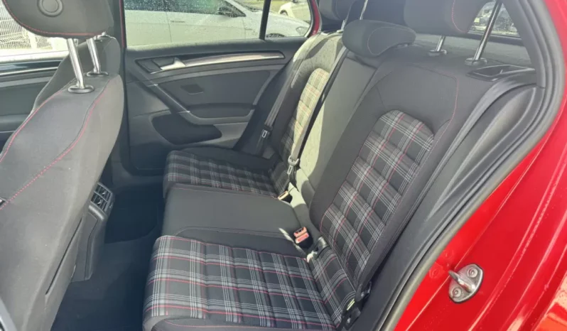 
								VW Golf full									