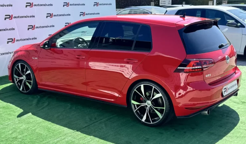 
								VW Golf full									