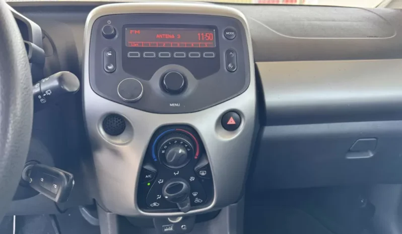 
								Citroën C1 full									