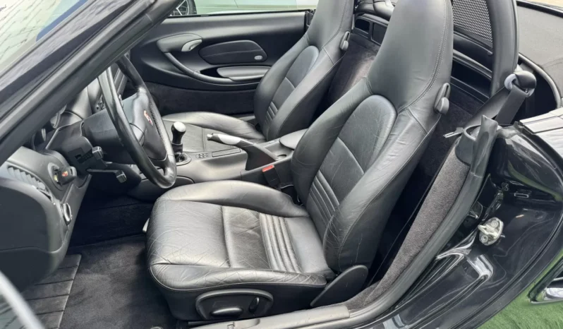
								Porsche Boxster full									