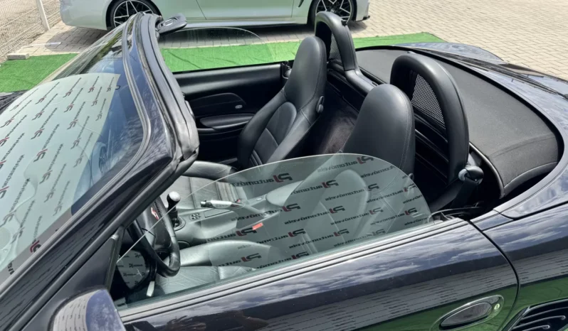 
								Porsche Boxster full									