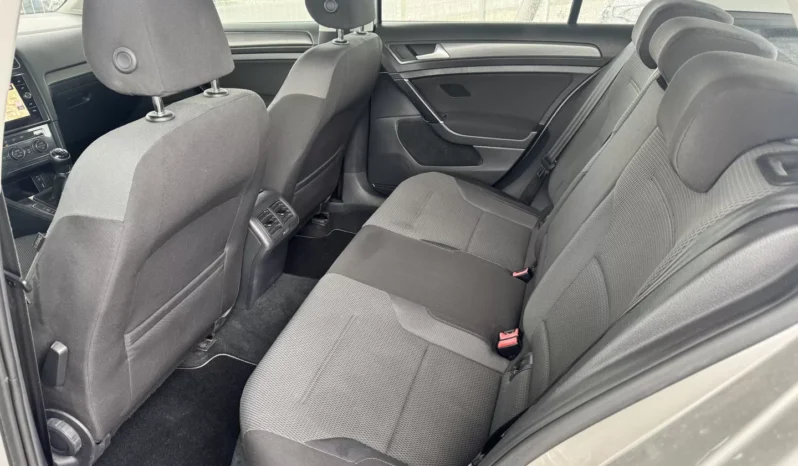 
								VW Golf full									
