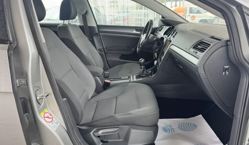 
								VW Golf full									