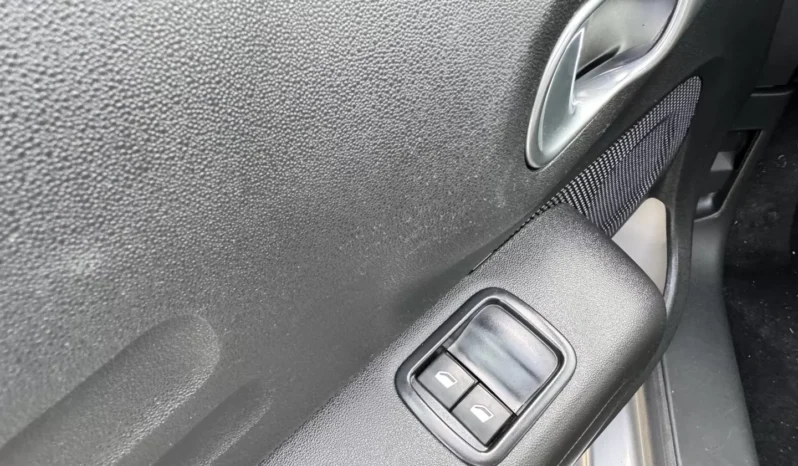 
								Citroën C3 full									