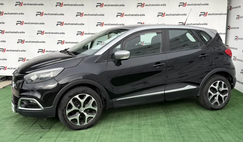 
								Renault Captur full									