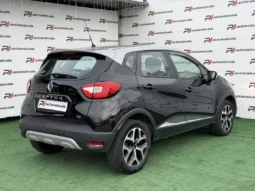 
										Renault Captur full									