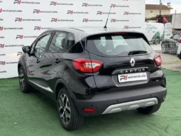 
										Renault Captur full									