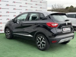 
										Renault Captur full									