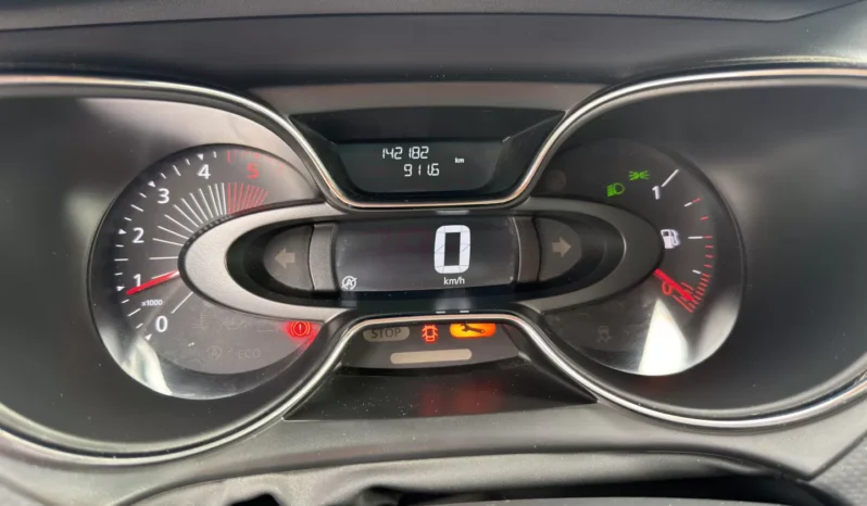 
								Renault Captur full									