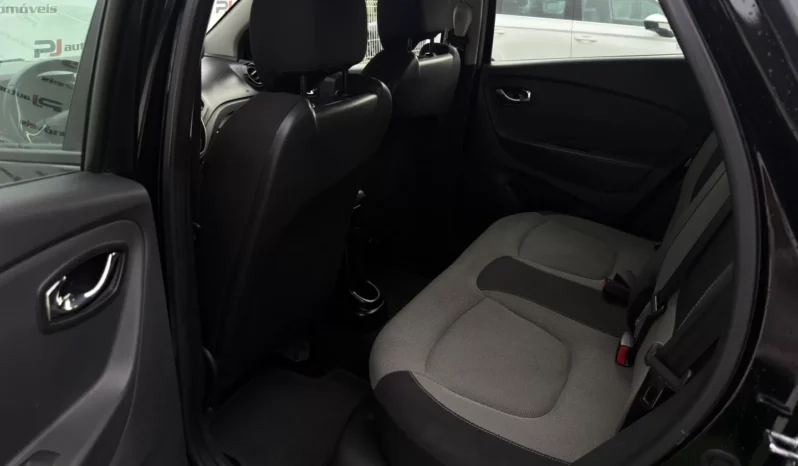 
								Renault Captur full									