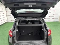 
										Renault Captur full									