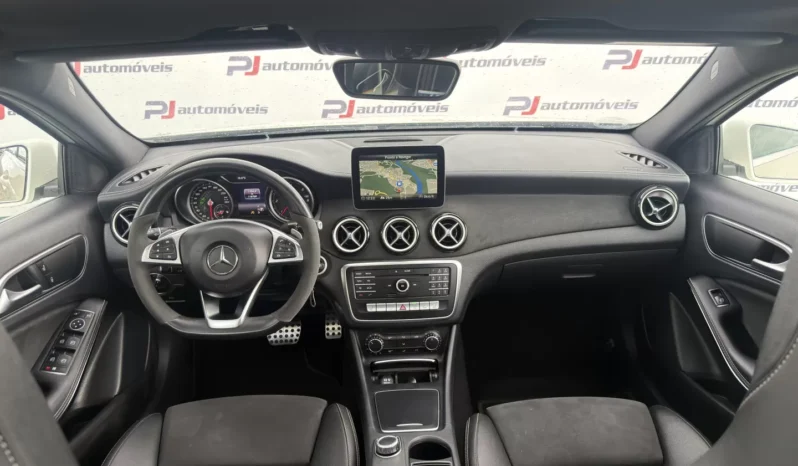 
								Mercedes-Benz A 180 full									