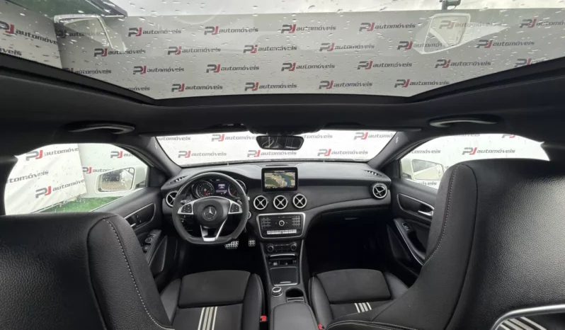 
								Mercedes-Benz A 180 full									