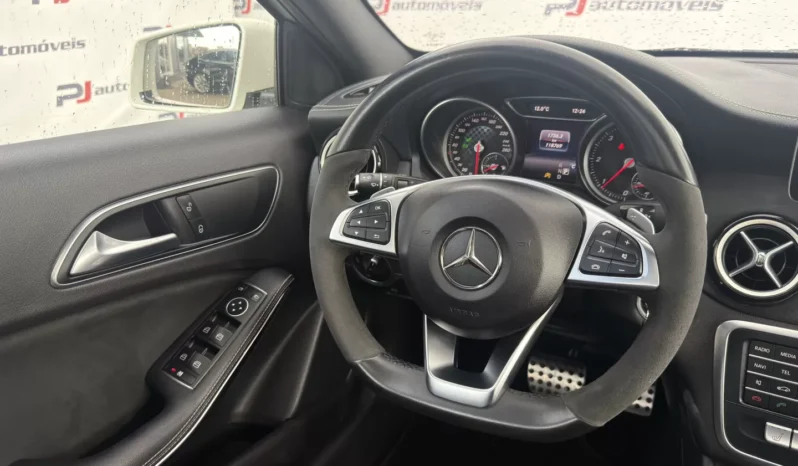 
								Mercedes-Benz A 180 full									