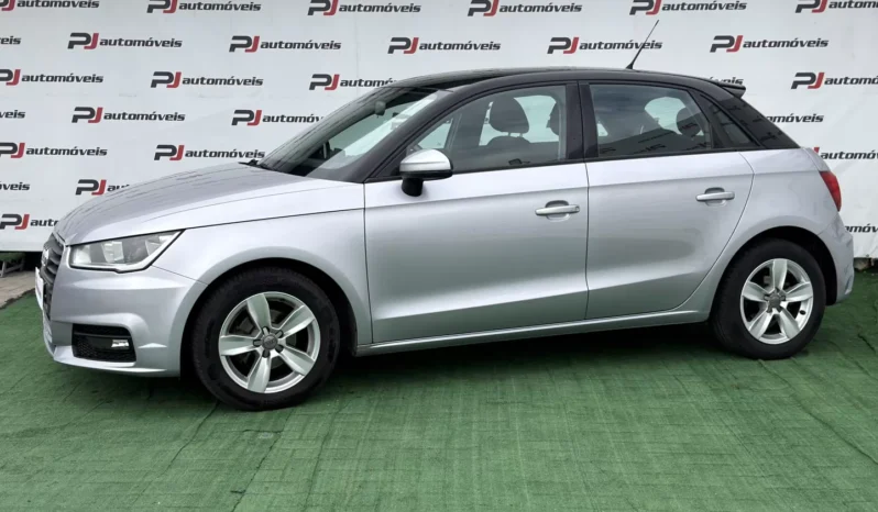 
								Audi A1 Sportback full									