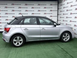 
										Audi A1 Sportback full									
