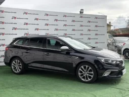 
										Renault Mégane full									