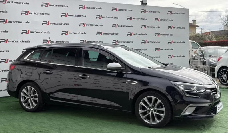 
								Renault Mégane full									