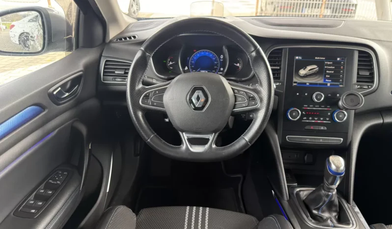 
								Renault Mégane full									