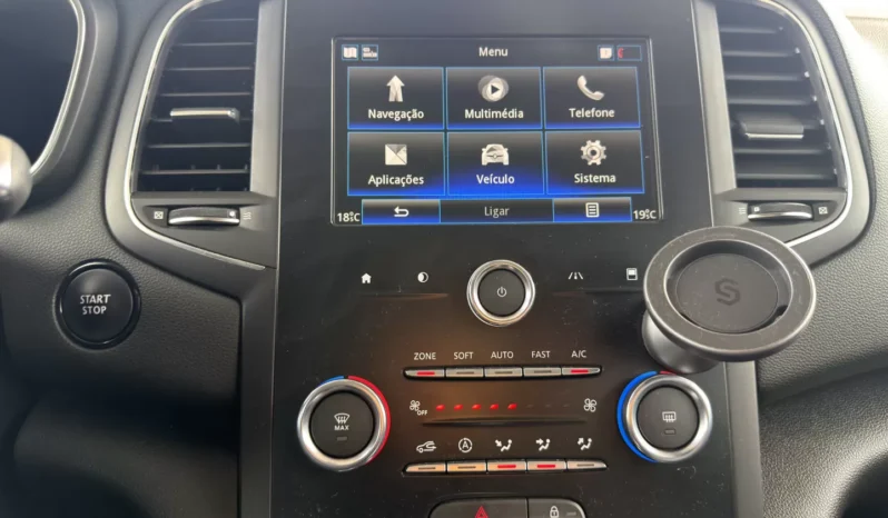 
								Renault Mégane full									