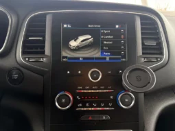 
										Renault Mégane full									