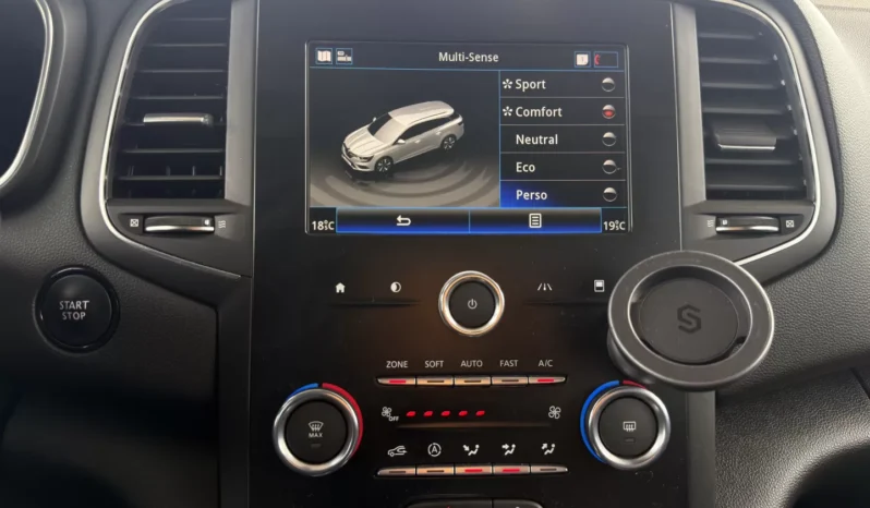 
								Renault Mégane full									