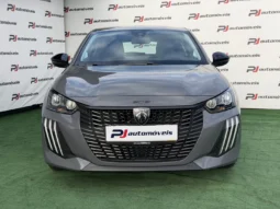 
										Peugeot 208 full									