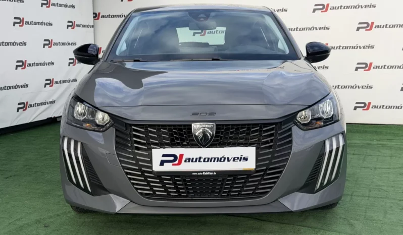 
								Peugeot 208 full									