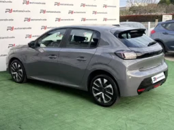 
										Peugeot 208 full									