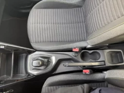 
										Peugeot 208 full									