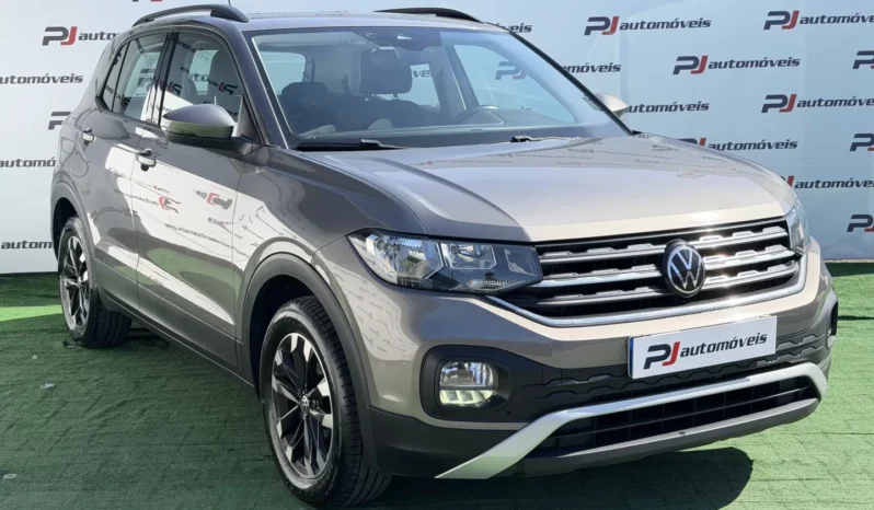
								VW T-Cross full									