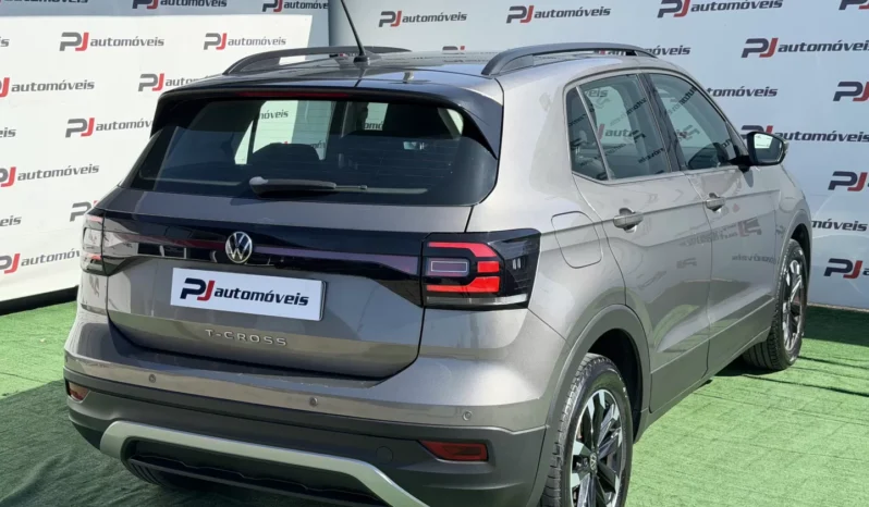 
								VW T-Cross full									