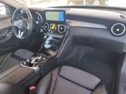 
										Mercedes-Benz C 180 full									