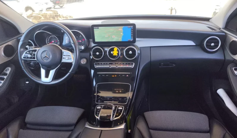 
								Mercedes-Benz C 180 full									