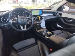 
										Mercedes-Benz C 180 full									