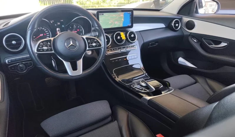 
								Mercedes-Benz C 180 full									