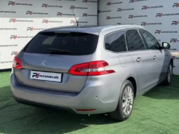 
										Peugeot 308 SW full									