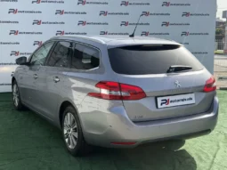
										Peugeot 308 SW full									