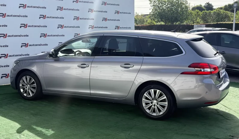 
								Peugeot 308 SW full									