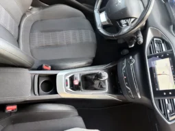 
										Peugeot 308 SW full									