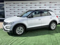 
										VW T-Roc full									
