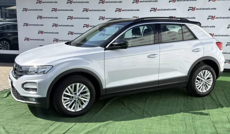 
								VW T-Roc full									