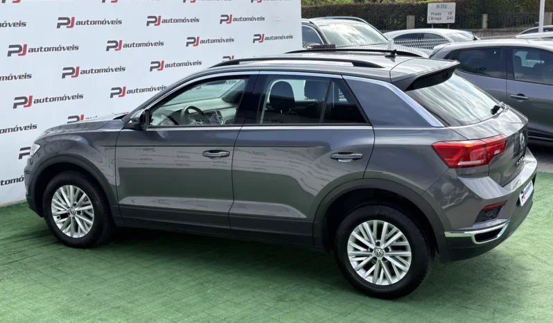 
								VW T-Roc full									
