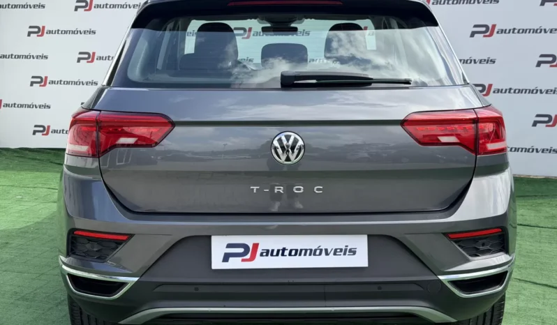 
								VW T-Roc full									