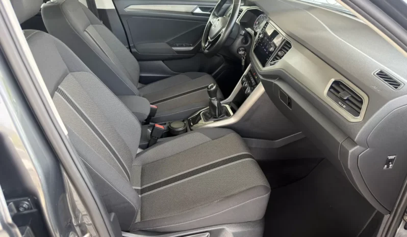 
								VW T-Roc full									
