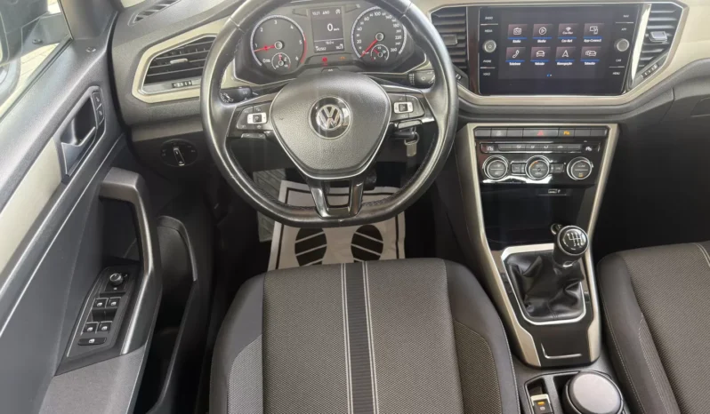 
								VW T-Roc full									