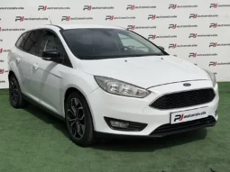 
										Ford Focus SW full									