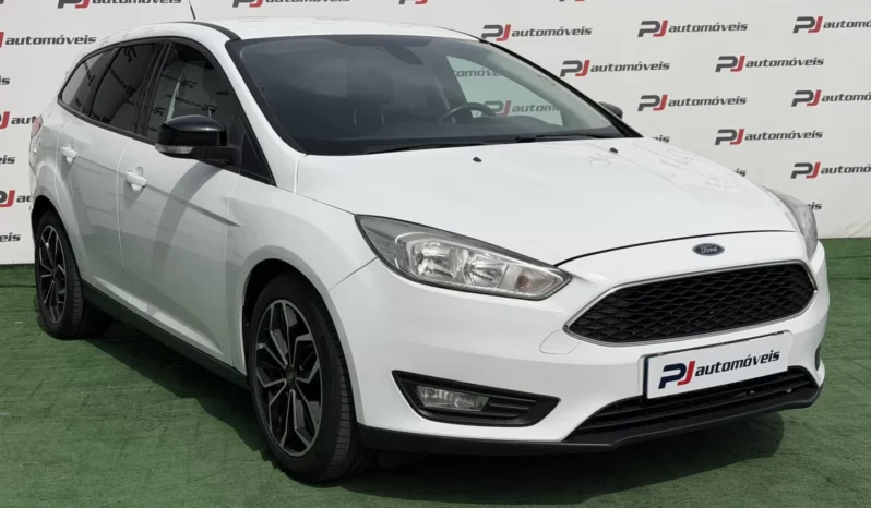 
								Ford Focus SW full									