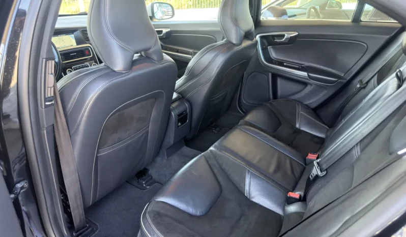 
								Volvo S60 full									